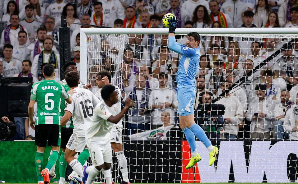 切尔西135亿“求购”皇马维尼修斯？罗马诺辟谣：报价从未出现！